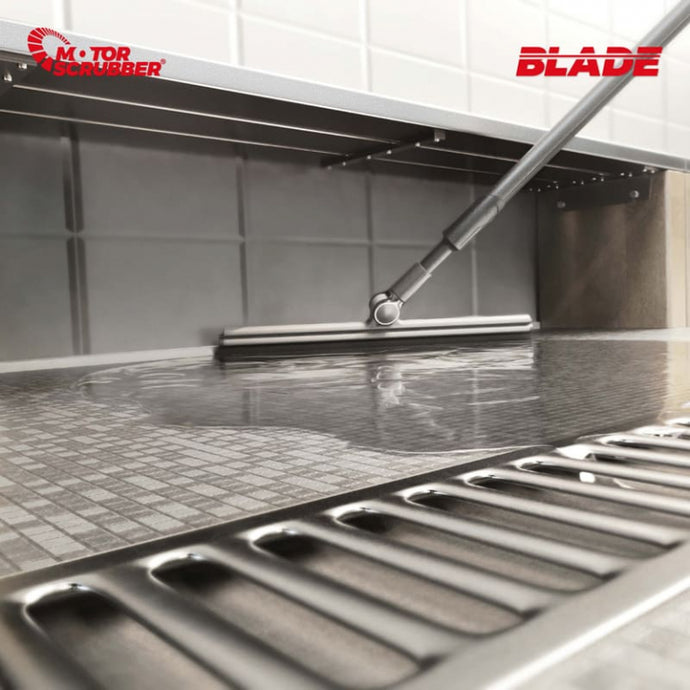 MOTORSCRUBBER BLADE SPRAY MOP SYSTEM