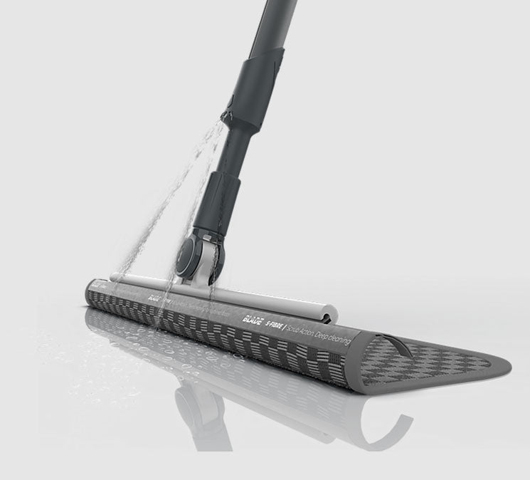 MOTORSCRUBBER BLADE SPRAY MOP SYSTEM