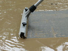Load image into Gallery viewer, FILTA FLOOR SQUEEGEE 55CM